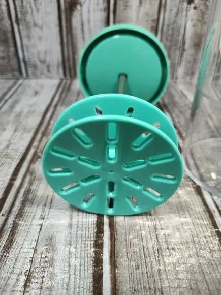 Pampered Chef Whipped Cream Maker Handheld DIY Whipping Cream Dispenser Non-Slip - Picture 8 of 10